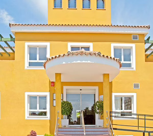 Un pequeño grupo sevillano debuta en el sector de residencias de mayores