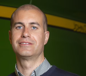 Javier Fernández (John Deere): España lidera la innovación en tecnologías que están revolucionando la producción agrícola