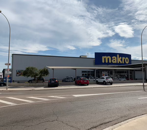 Makro resta un 1,6% de superficie coincidiendo con el fin de su histórico liderato en distribución mayorista