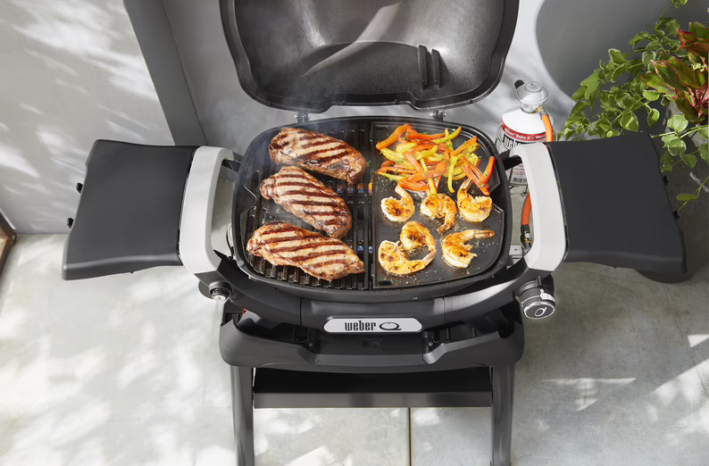 Weber presenta novedades en barbacoas, ahumadores, planchas y accesorios