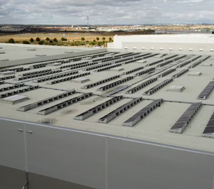 FM Logistic ya genera el 69% del consumo energético de Illescas con paneles fotovoltaicos