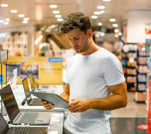 El mercado electro creció un 6,6% en 2024 aupado por la electrónica de consumo y el canal online