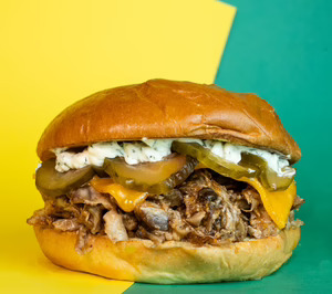 Crush planea ya su tercer local y valora salir de Madrid