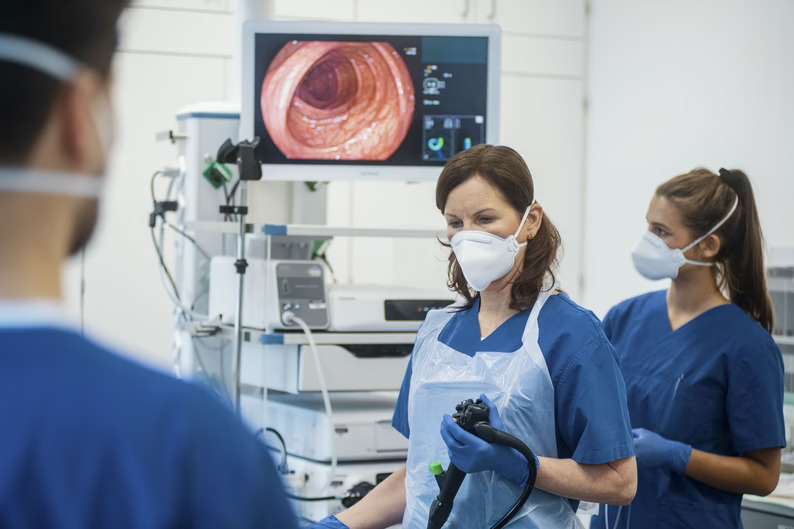 El sistema de endoscopia ELUXEO 8000 de Fujifilm Healthcare llega a España