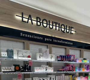 ‘De la Uz’ avanza en la revisión y actualización de sus tiendas