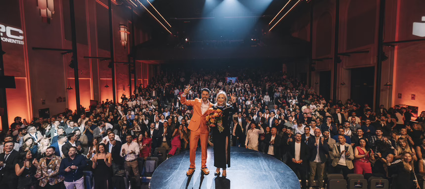 PcComponentes celebra su 20 aniversario con sus primeros premios de la mano de The Grefg y Carmen Lomana