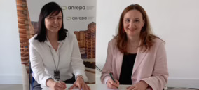 Envalora y Anrepa firman un acuerdo para mejorar la trazabilidad, la recogida selectiva y la reutilización de los envases de madera