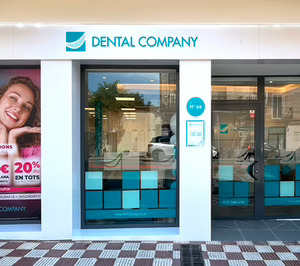 Dental & Company estrena su séptima clínica en Galicia, que supone su novena apertura este año