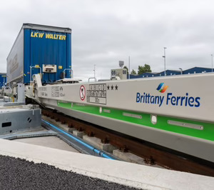 Brittany Ferries inaugura la autopista ferroviaria Bayona-Cherburgo