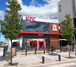 KFC ingresa un 11,5% más en España y asiste a la reorganización de parte de sus franquiciados