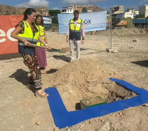 La Junta pone la primera piedra de la residencia de Albox, financiada con 2,5 M