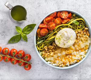 Un grupo barcelonés reduce su catálogo y renombra varios de sus locales bajo una marca de comida healthy