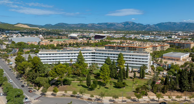 Informe 2025 de Grupos de Hospitales en España