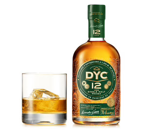 DYC refuerza su liderazgo en la categoría de whisky con una nueva versión
