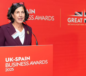 La embajada británica concede a Saica el galardón ‘Investing in People’