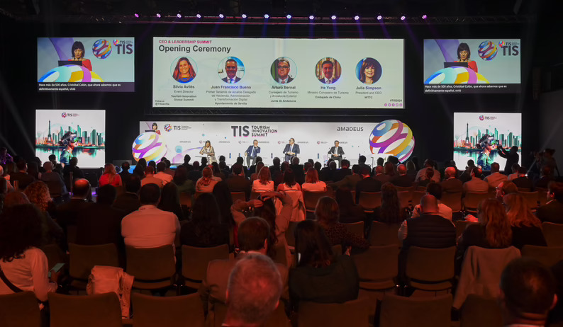 Silvia Avilés (TIS2025): 