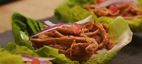 Novameat escala su tecnología de microextrusión para el canal B2B y explora la carne híbrida