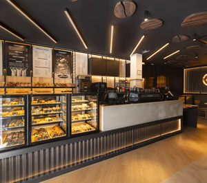 Manolo Bakes se estrena en Granada