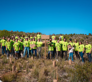 Sofidel y Family Cash reforestan una de las zonas afectadas por la Dana