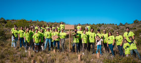Sofidel y Family Cash reforestan una de las zonas afectadas por la Dana