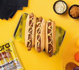 Heura recrea las salchichas frankfurt en su versión vegetal poniendo en valor su perfil saludable