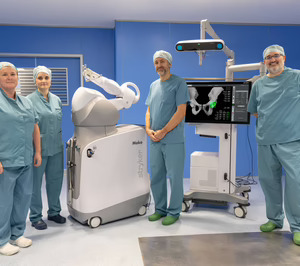 La Clínica Universidad de Navarra amplía su capacidad tecnológica con 3 nuevos robots quirúrgicos, 2 resonancias magnéticas y 1 TAC para protonterapia