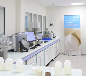 Tetra Pak inaugura un nuevo centro de desarrollo de productos en polvo en Francia