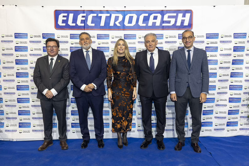 Electrocash cumple plazos y abre su nuevo centro logístico