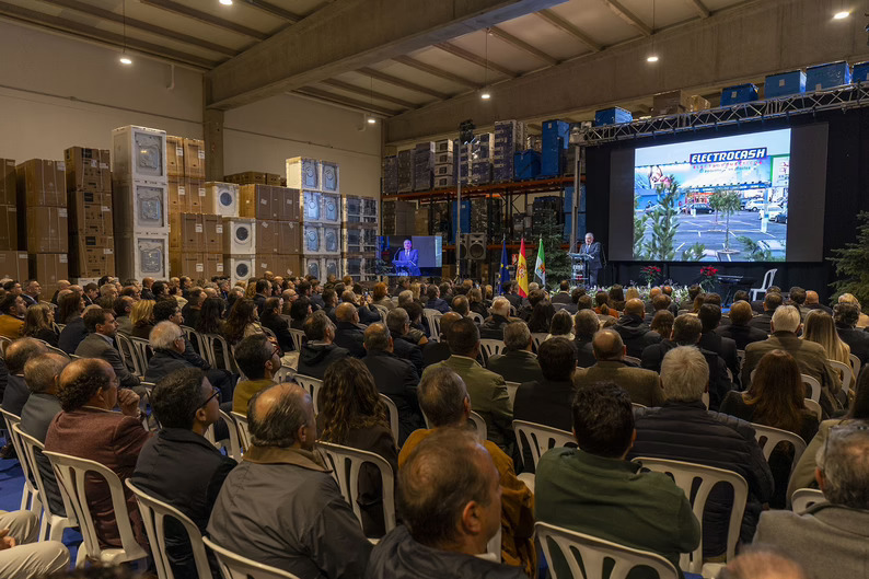 Electrocash cumple plazos y abre su nuevo centro logístico