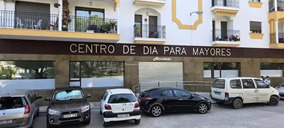 La localidad de Almuñécar inaugura su primer centro de día de mayores