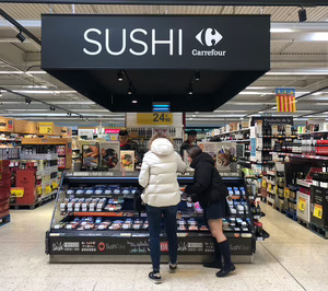 Corners de comida asiática: Un tercio de los hipermercados tienen stand atendido de sushi