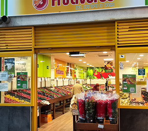 Frutiverso llega a nuevas regiones y reforma toda su red comercial