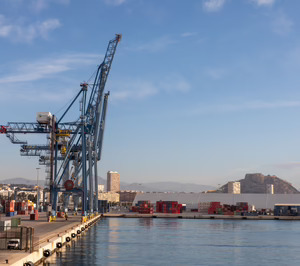 El tráfico en los puertos de interés general retoma el pulso durante octubre