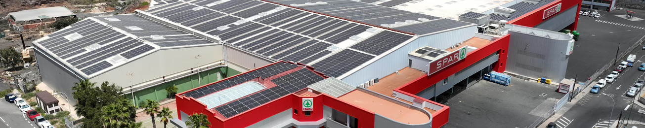 Informe 2025 sobre eficiencia energética y sostenibilidad en el sector de gran consumo