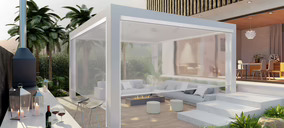 Bandalux lanza Z-Box Cristal, una nueva cortina transparente para exteriores
