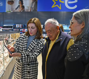 La Xunta, junto a ADEN, pone en valor el nuevo etiquetado de móviles y tablets para un consumo responsable