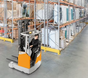 Still lanza una nueva carretilla retráctil para maximizar la eficiencia en espacios reducidos