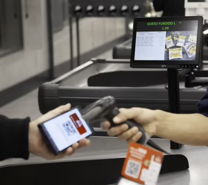 Dia invierte más de 15 M€ en la renovación de los terminales de venta de sus supermercados