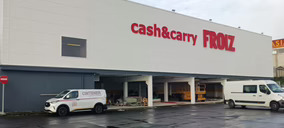 Froiz abre un cash tras asumir una tienda de la competencia