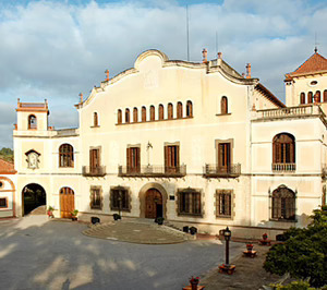 Raventós Codorníu vende Masía Bach una década después de su cierre