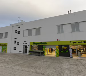 Dinosol completa su expansión en 2025 con la apertura de un nuevo SuperDino