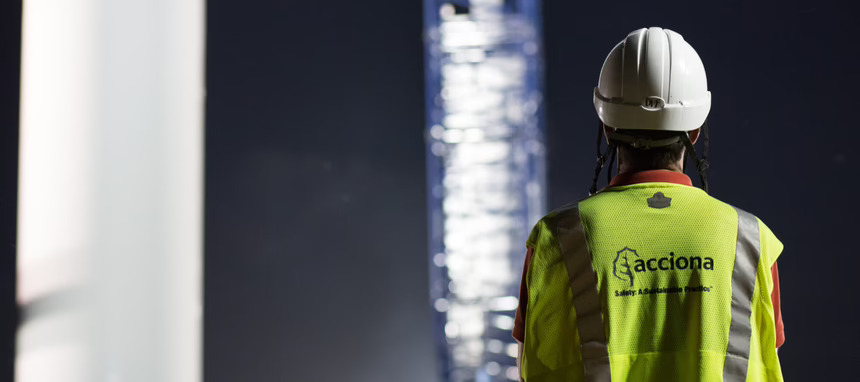 Acciona reorganiza su división de construcción en España