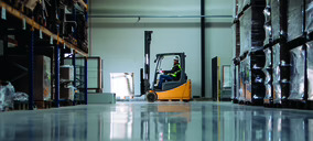 El mercado español de carretillas acelera su transformación impulsado por la electrificación y la presión competitiva