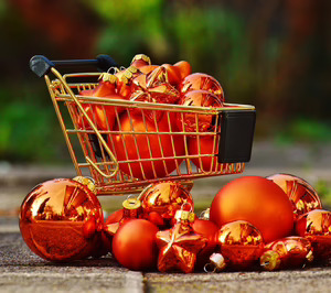 La cesta de la compra navideña se presenta con precios prémium