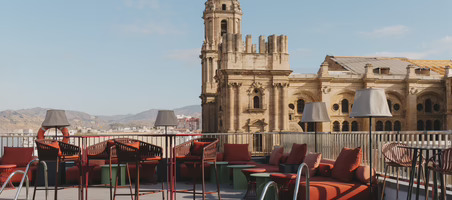 Catalonia acuerda con Meridia la compra del hotel malagueño Molina Lario y del barcelonés Gallery