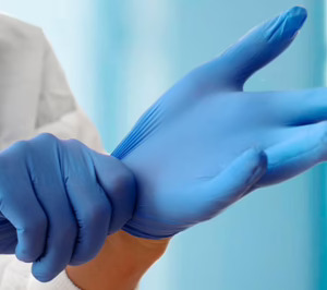 La familia fundadora recupera el control del 100% de Sanicen