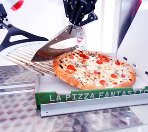 Pazzi llega a España con su modelo de pizzería robotizada