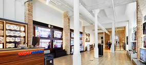 Un especialista en electrónica de consumo reduce su red física