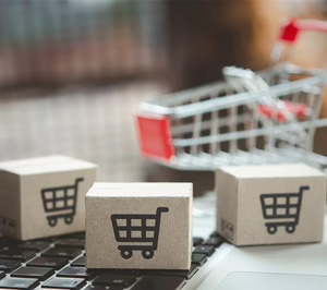 La moda y la electrónica lideran un comercio online que supera los 33 M de compradores en Iberia