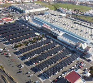 Alcampo inaugura una cubierta fotovoltaica en su hipermercado de Telde de la mano de Helexia